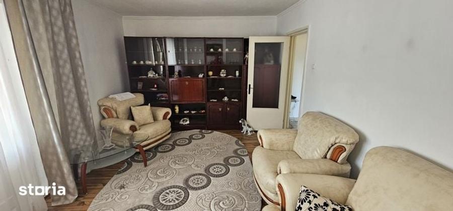 Apartament cu 2 camere decomandat în Sud
