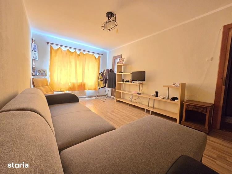 Apartament cu 2 camere decomandat în Micro 17