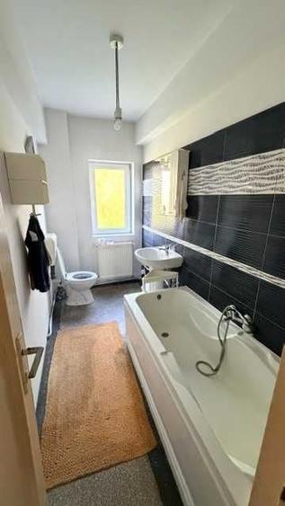 Apartament cu 2 camere semidecomandat în Cișmigiu