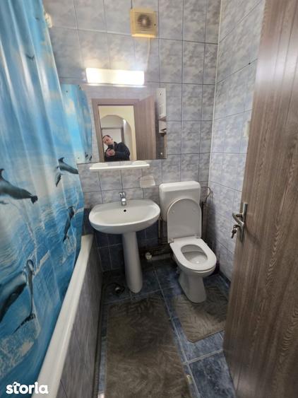 Titan, 10 minute metrou Costin Georgian, Barajul Bistritei, centrala - 1
