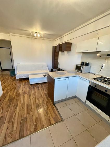 Apartament cu 2 camere semidecomandat în Dosu Bricii