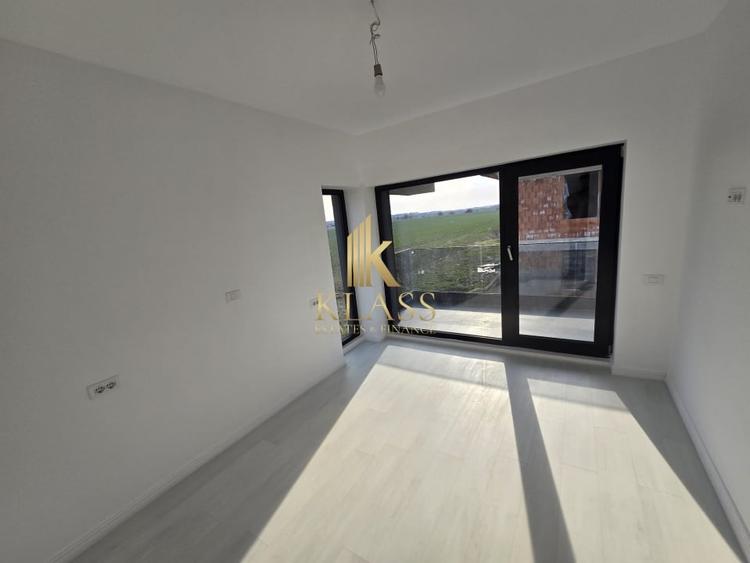 Casă individuală cu 4 camere cu Teren 400 Mp în Tunari