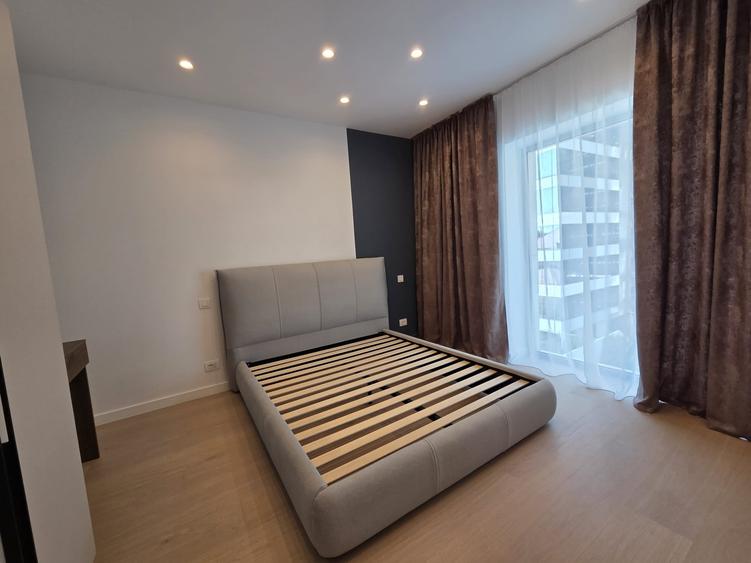 Apartament cu 2 camere semidecomandat în Aviației
