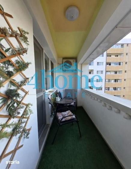 Apartament cu 3 camere decomandat în Berceni