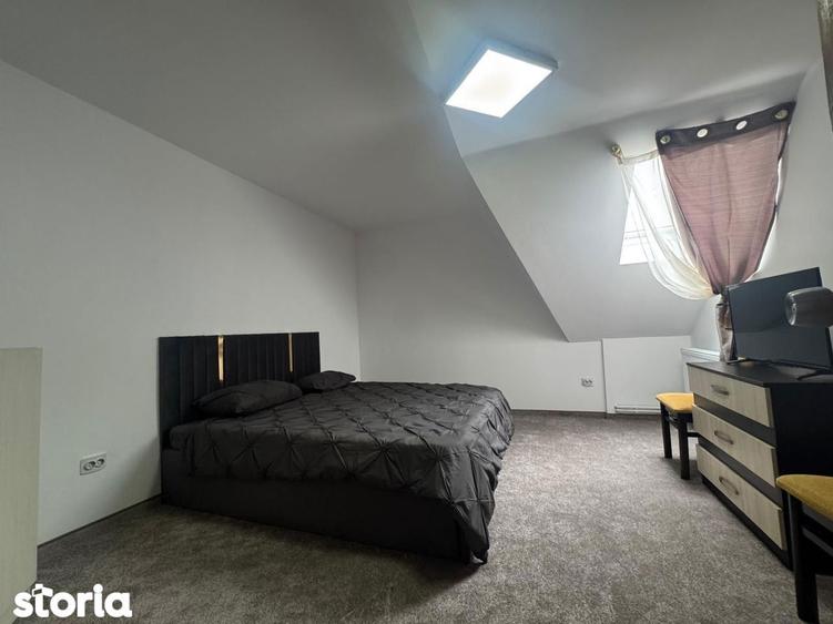 Apartament cu 4 camere în Schei