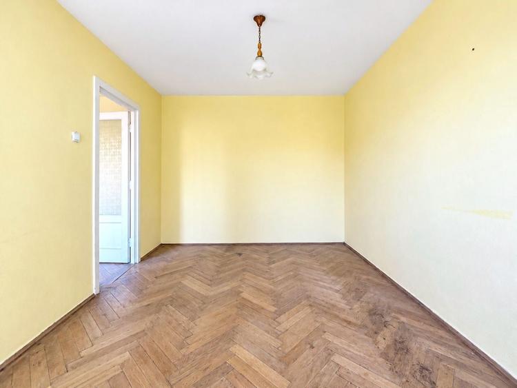 Apartament cu 2 camere semidecomandat în Centru Vechi