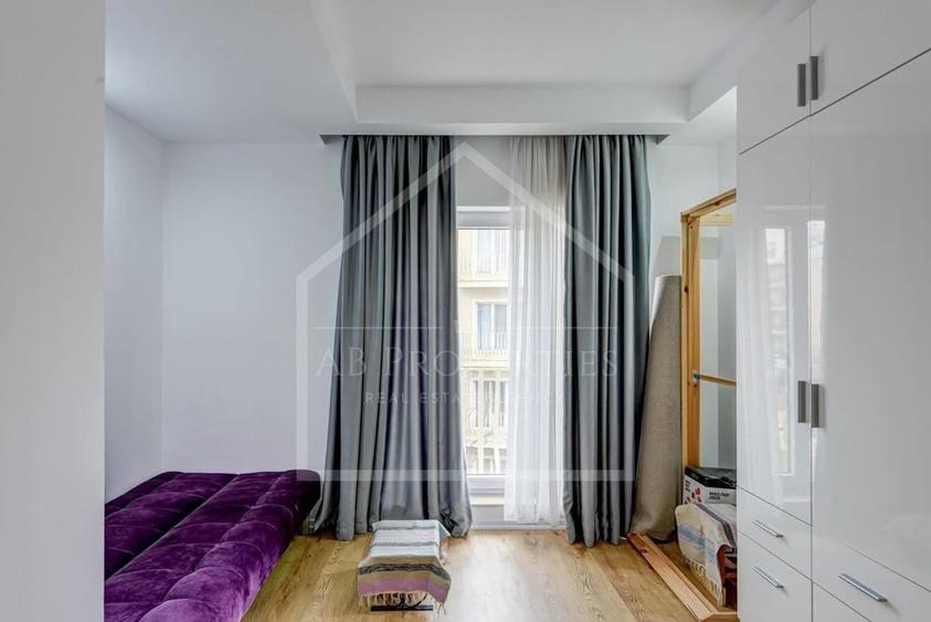 Apartament cu 3 camere decomandat, mobilat în Ștefăneștii de Jos