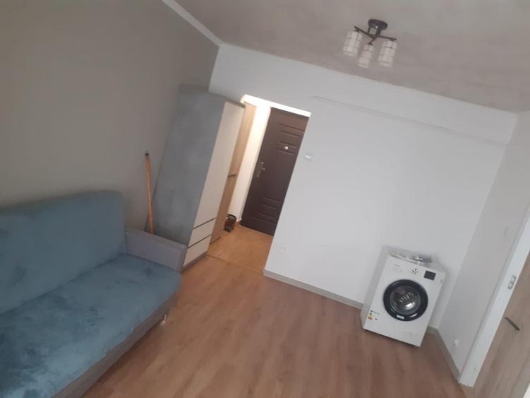 Garsonieră semidecomandată, mobilată în Central