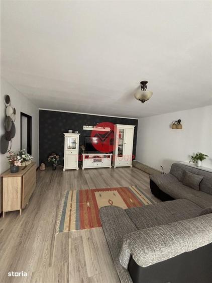 Casă cu 4 camere în Valu lui Traian