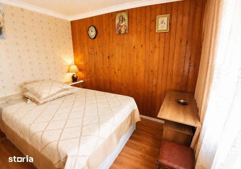Apartament cu 3 camere decomandat în Sud