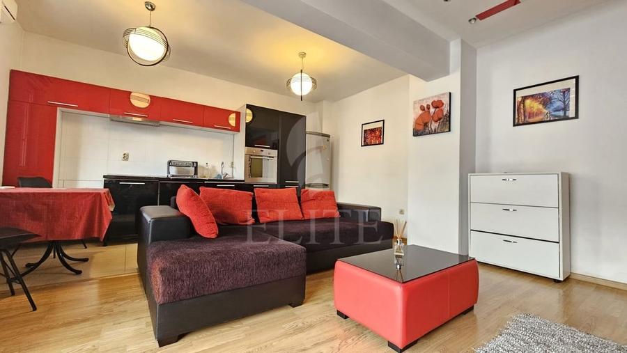 Apartament cu 2 camere semidecomandat, mobilat în Bună Ziua