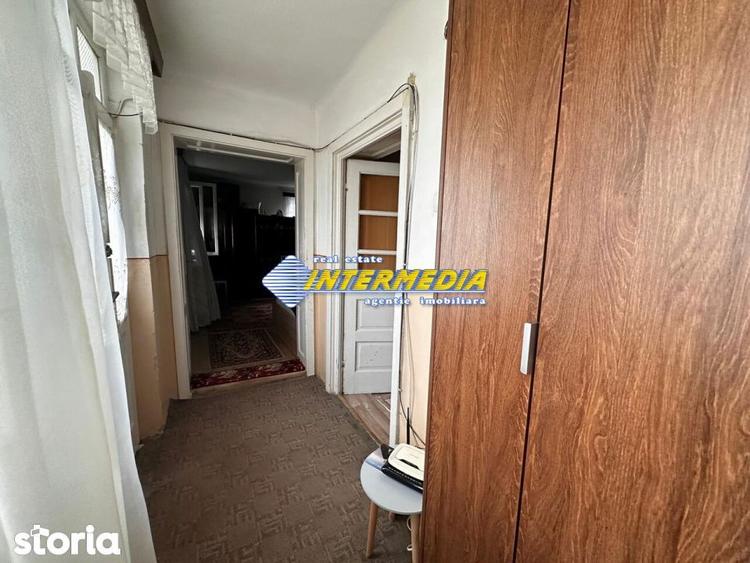Casă cu 2 camere cu Teren 919 Mp în Cetate