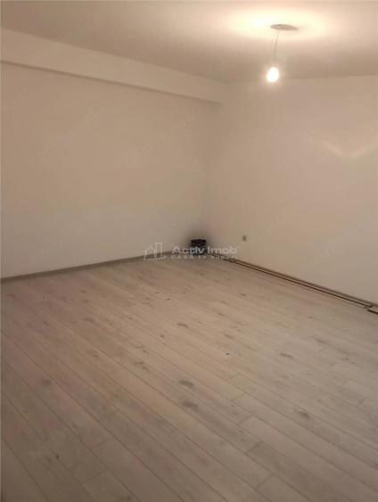 Casă cu Teren 300 Mp în Central