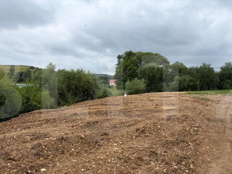Teren Construcții intravilan de 2000 mp, în Ciurila