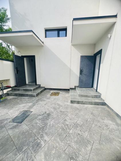 Duplex cu 4 camere cu Canalizare în Freidorf