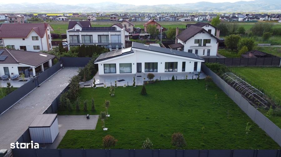 Casă cu 3 camere cu Teren 850 Mp în Cristian