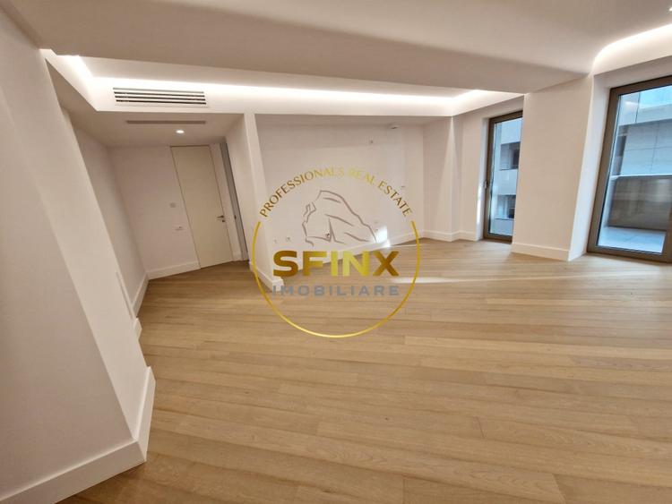 Apartament cu 3 camere semidecomandat, mobilat în Băneasa