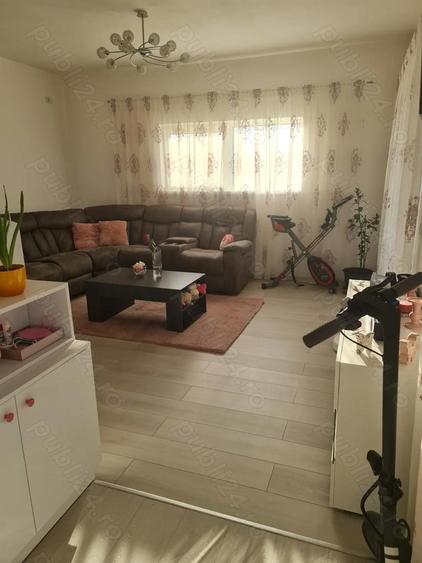 Casă cu Teren 190 Mp în Sânandrei