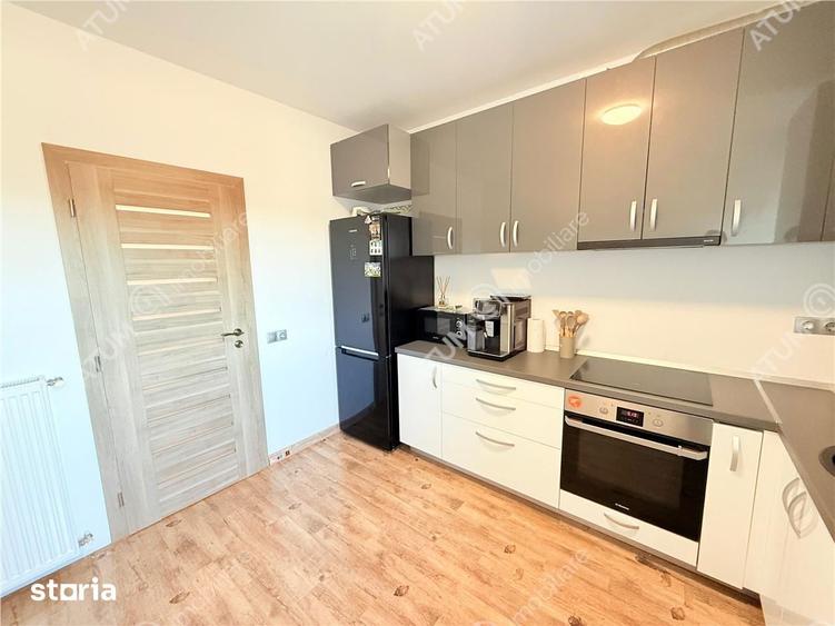Apartament cu 2 camere decomandat, mobilat în Sud