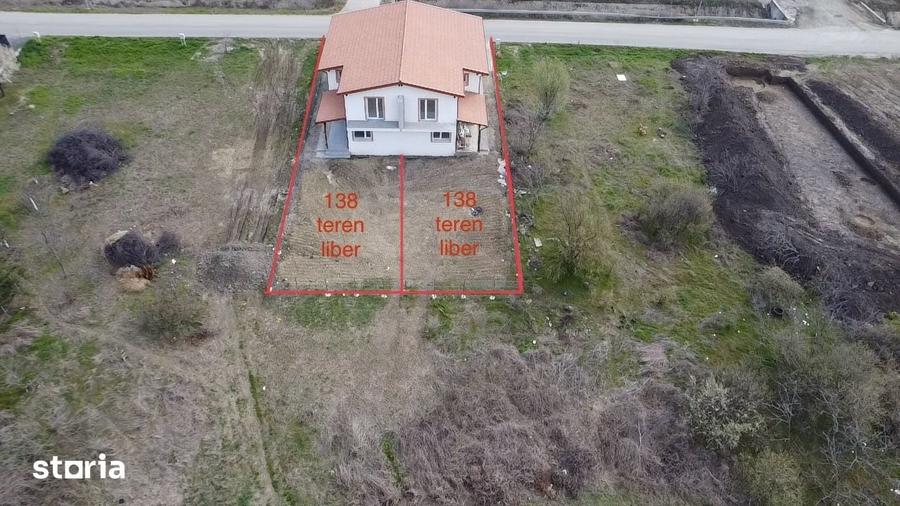 Casă cu 4 camere cu Teren 298 Mp în Vladimirescu
