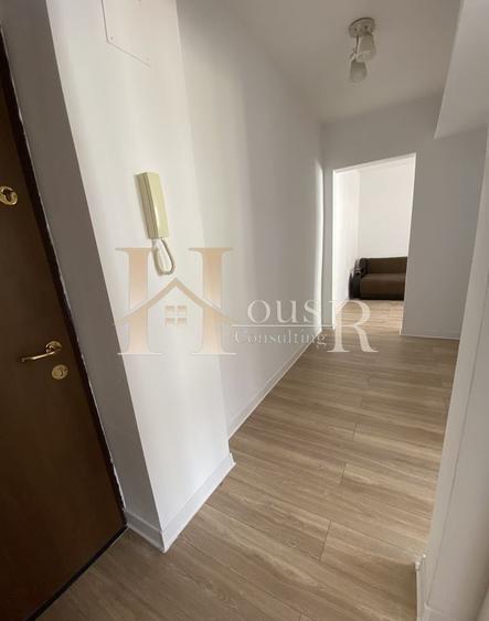 Apartament cu 3 camere semidecomandat, mobilat în Girocului