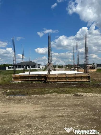 Casă cu 4 camere cu Teren 378 Mp în Clinceni