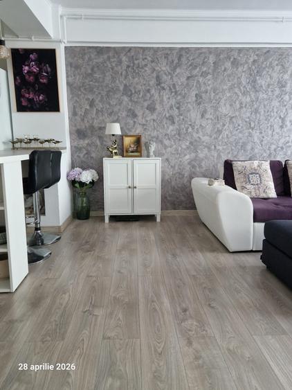 Apartament cu 3 camere decomandat în Șelimbăr