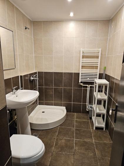 Apartament cu 2 camere în P-ța Alba Iulia