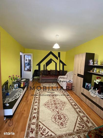 Apartament cu 2 camere decomandat în Craiovița Nouă