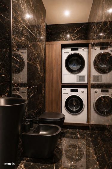 Apartament cu 4 camere în Unirii