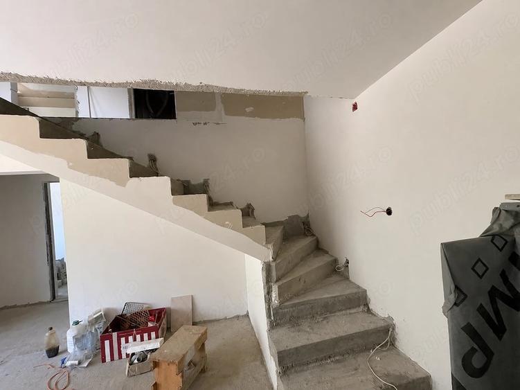 Casă cu 3 camere cu Teren 368 Mp în Bogați