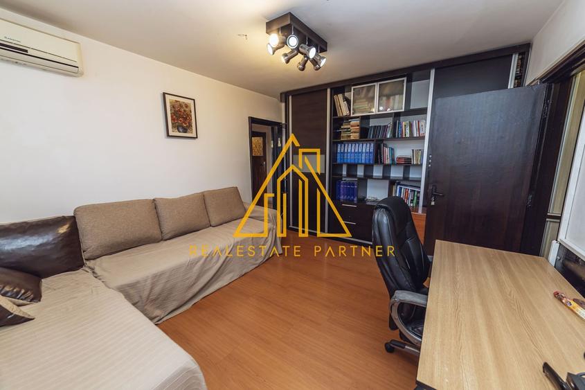 Apartament cu 3 camere semidecomandat, mobilat în Berceni — fotografia 3