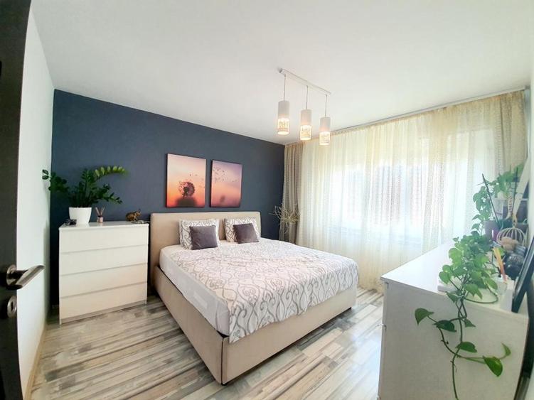 Apartament cu 3 camere decomandat în Vitan Mall