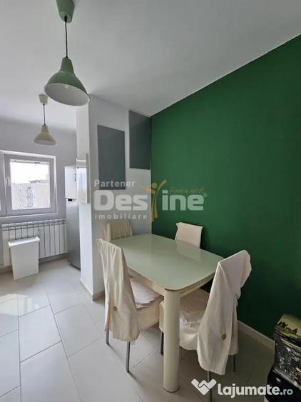 Apartament cu 3 camere semidecomandat în 1 Mai