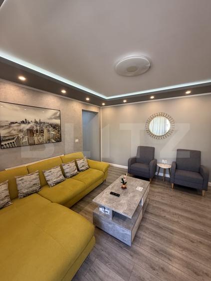 Apartament cu 4 camere decomandat, mobilat în Policlinica