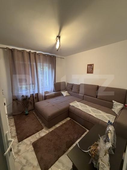 Apartament de vânzare cu 4 camere, 115 mp, zona Micro 16 - 1