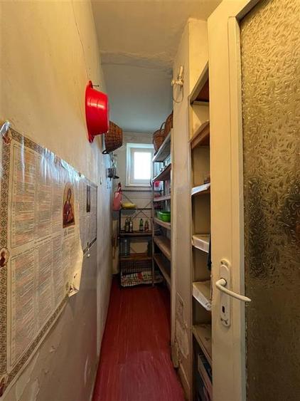 Apartament cu 4 camere semidecomandat în Rogerius