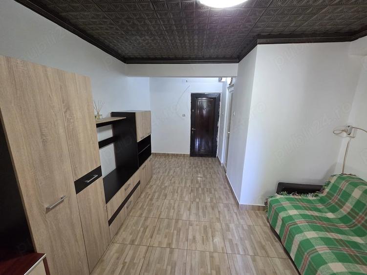 Garsonieră semidecomandată în Central