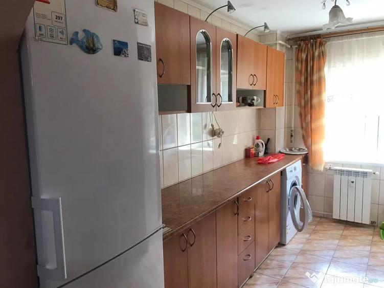 Apartament cu 2 camere decomandat în Ultracentral