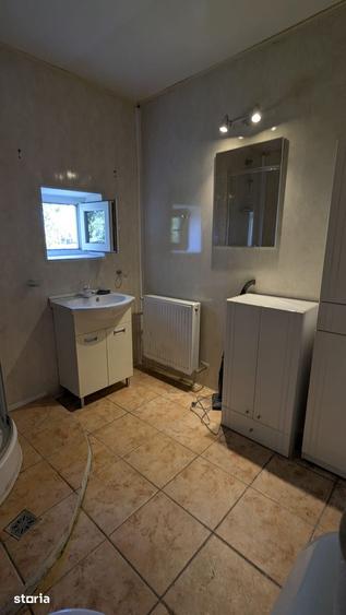 Apartament cu 3 camere în Vitan