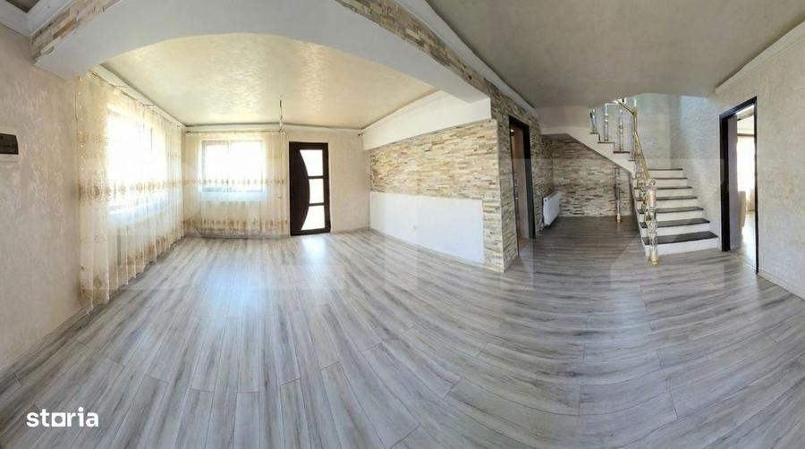 Casă cu 4 camere în Valea Ursului