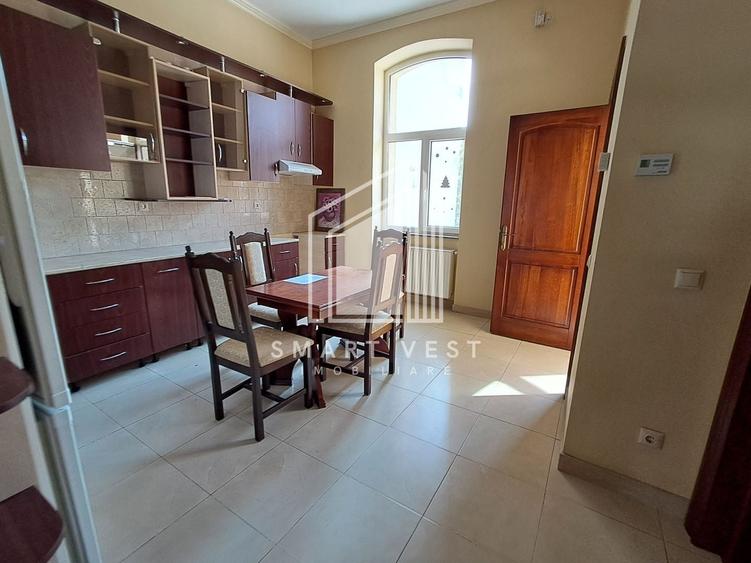 Apartament cu 3 camere în Central