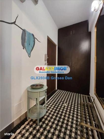 Apartament cu 3 camere, mobilat în Universitate