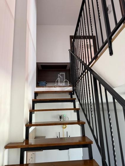 Apartament cu 5 camere decomandat în 7 Noiembrie