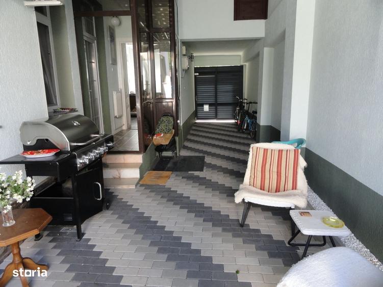 Casă cu 4 camere în Central