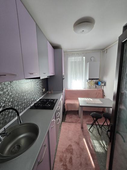 Apartament cu 2 camere semidecomandat în Tomis II