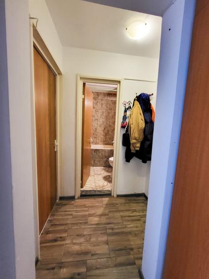 APARTAMENT DE VÂNZARE CU DOUĂ CAMERE IN ZONA DRUMUL TABERI SEC.6 - 7