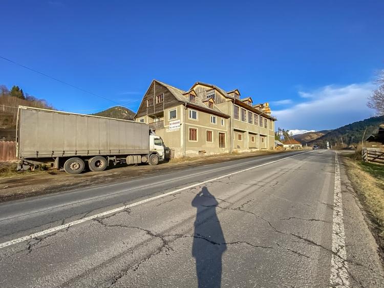 Spațiu industrial, de 1,473 mp, în Tulgheș