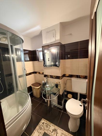 Apartament cu 3 camere decomandat în Ultracentral