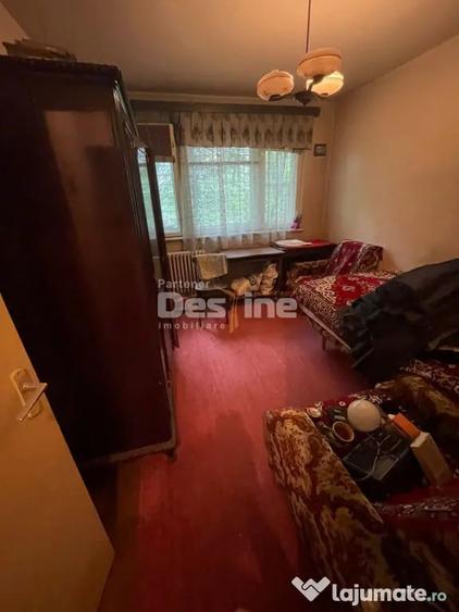 Apartament cu 3 camere semidecomandat în Giulești